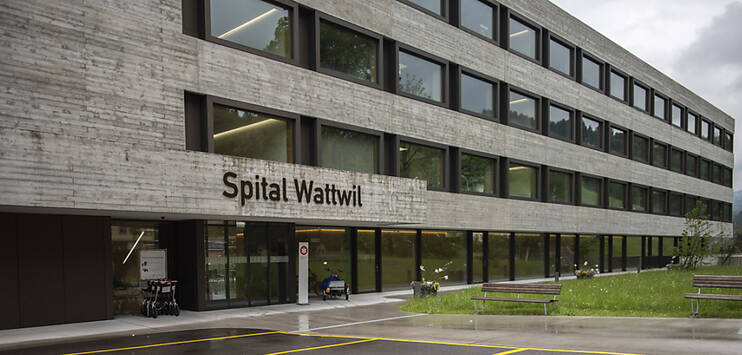 Die Umnutzung des bald geschlossenen Spitals Wattwil ist einen wichtigen Schritt weiter. (Archivbild: KEYSTONE/GIAN EHRENZELLER)