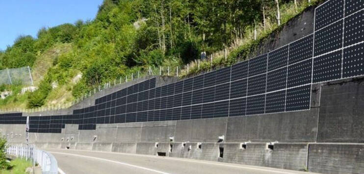 Visualisierung der geplanten Photovoltaikanlage bei der Umfahrung in Teufen. (Bild: Kanton Appenzell Ausserrhoden)