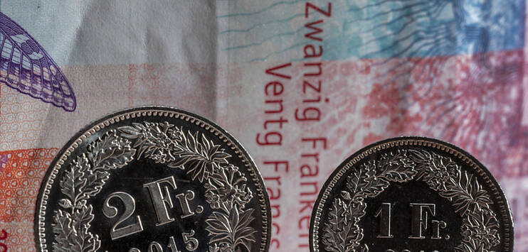 Der Bezirksrat Zürich hält die geplante Einführung eines Mindestlohns in der Stadt Zürich für rechtlich zulässig. Er hat Rekurse dagegen abgewiesen. (Symbolbild: KEYSTONE/GEORGIOS KEFALAS)