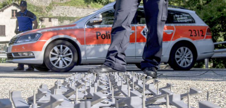 Der Verurteilte lieferte sich mit der Polizei eine Verfolgungsjagd durch die ganze Ostschweiz. (Bild: KEYSTONE/CARLO REGUZZI)