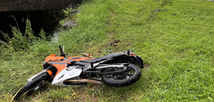 Der Motorradfahrer stürzte ohne Fremdeinwirkung. (Bild: Kantonspolizei Thurgau)