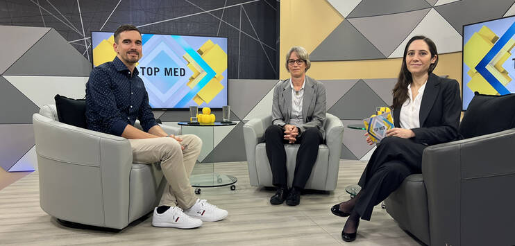 In diesem Monat geht es bei TOP MED um das Thema Querschnittslähmung. Zu Gast sind Roman Zanettin, der mit einer inkompletten Tetraplegie lebt, und die Ärztin Anke Scheel-Sailer. (Bild: TOP-Medien)