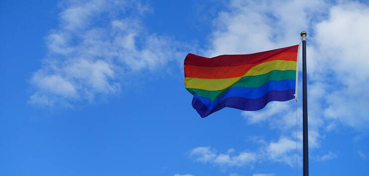 Zürcher Jugendeinrichtungen wollen die Jugendlichen auf Homophobie sensibilisieren. (Bild: pixabay.com/gtjoflot)